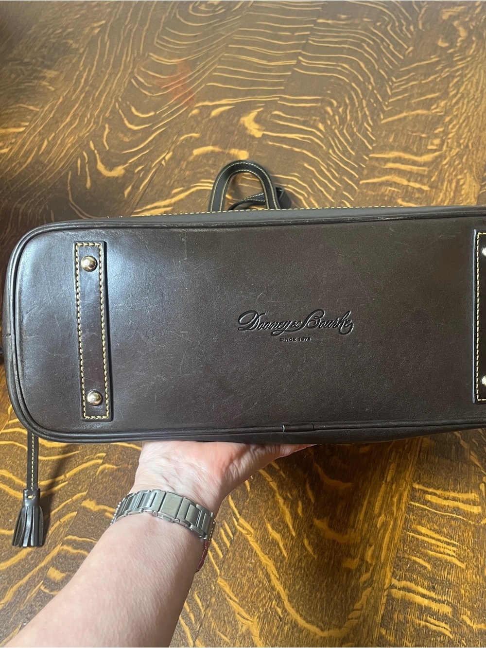 Dooney & Bourke Dark Cognac Croc-Embossed Leather Shoulder Bag w/a wallet. - Picture 3 of 12